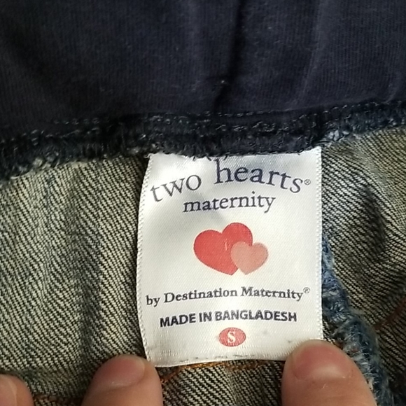 Maternity capris - Picture 3 of 3